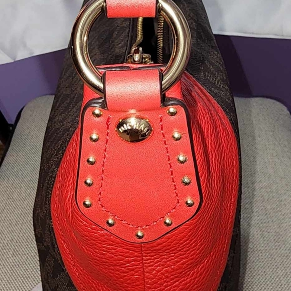 Michael Kors Bag - Picture 2 of 7